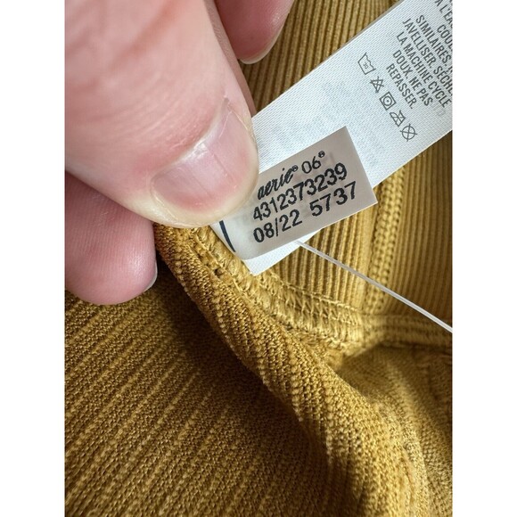 Aerie OFFLINE Medium Seamless Cable High Waisted 7/8 Leggings Washed Gold NWT - Picture 12 of 12